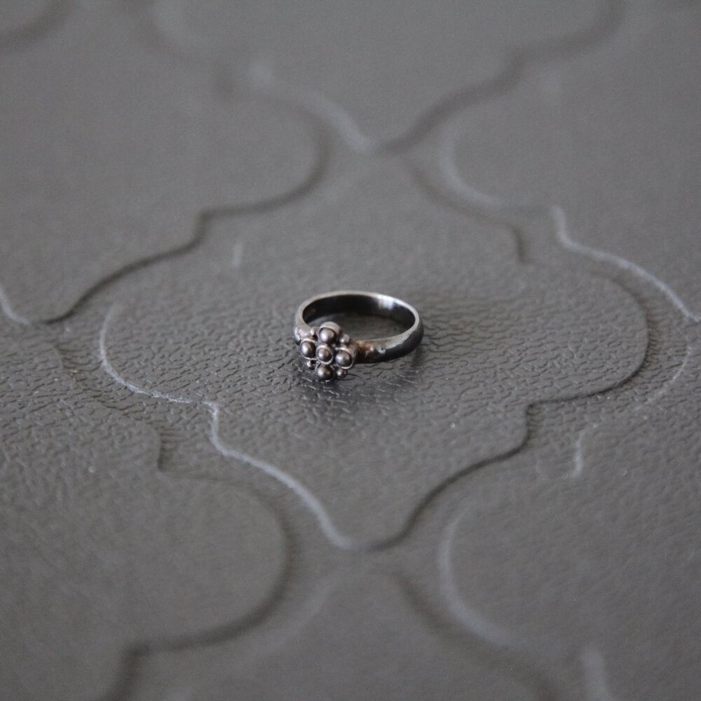 Vintage handmade silver ring